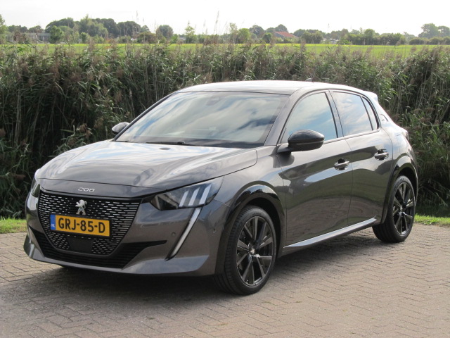 Peugeot 208 1.2 PureTech GT Pack Automaat Panorama Leder