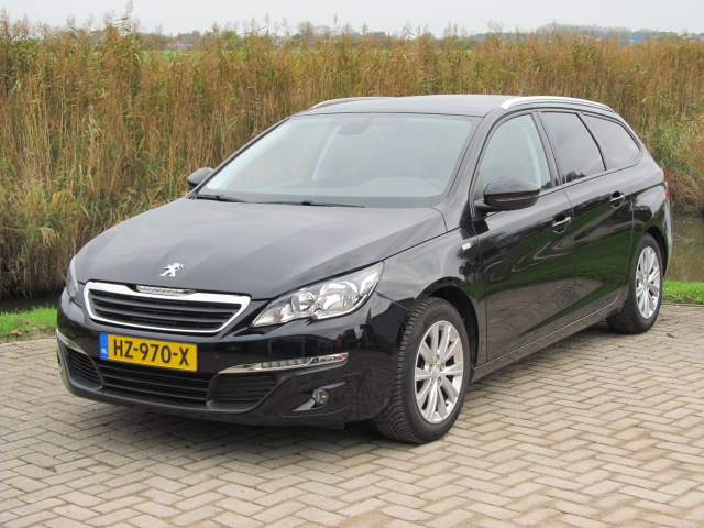 Peugeot 308 SW 1.2 PureTech Style Panorama