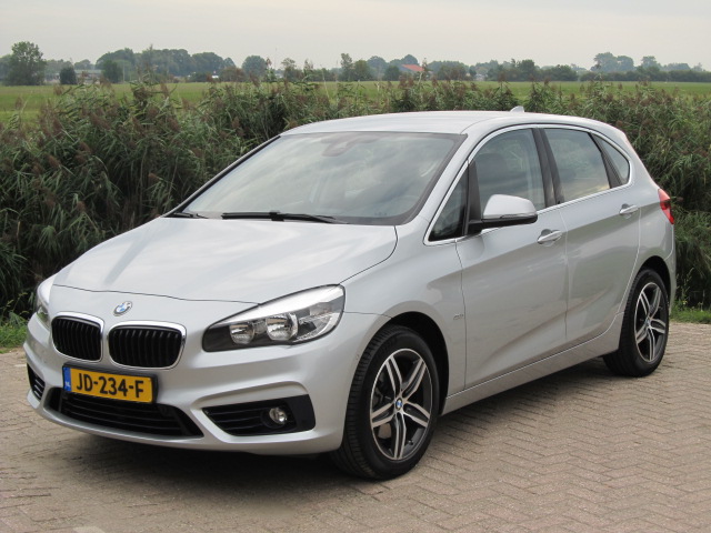 BMW 2-serie Active Tourer 220i Sport Automaat